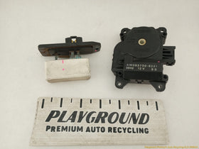 Mitsubishi Eclipse Blower Motor Resistor & Vent Flap Actuator