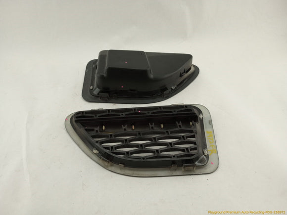 Land Rover Range Rover Sport Pair Of Front Fender Vent Grilles