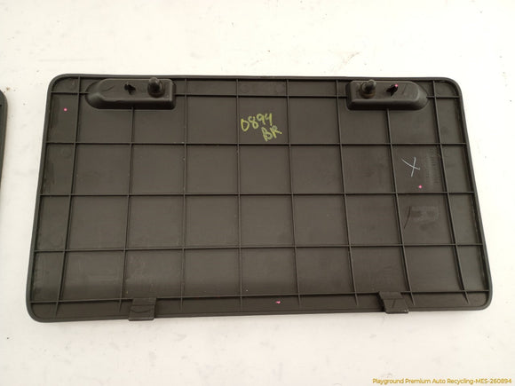 Hummer H3 Pair Of Rear Quarter Storage Panels