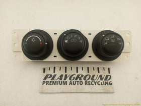 Hummer H3 Climate Control Panel