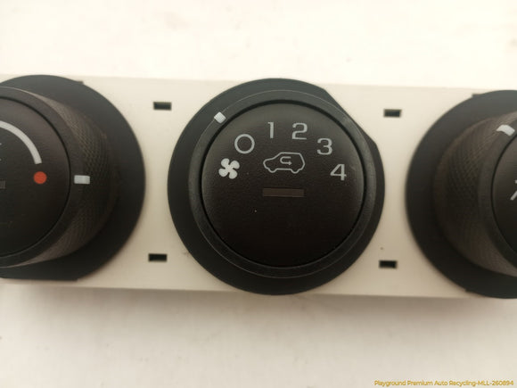 Hummer H3 Climate Control Panel