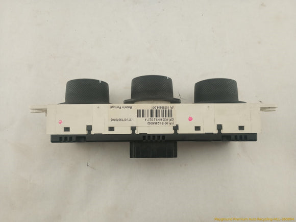 Hummer H3 Climate Control Panel