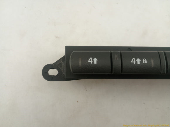 Hummer H3 Transfer Case Control Switch