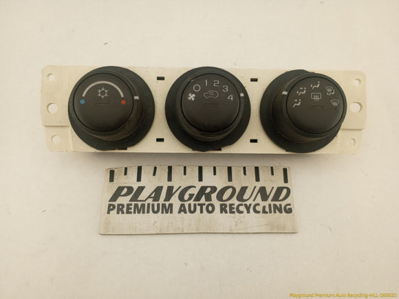 Hummer H3 Climate Control Panel