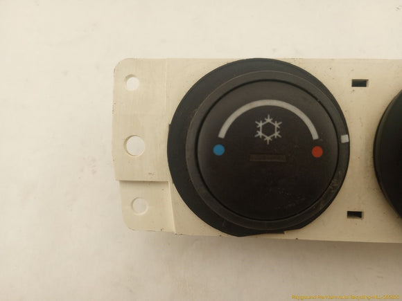 Hummer H3 Climate Control Panel