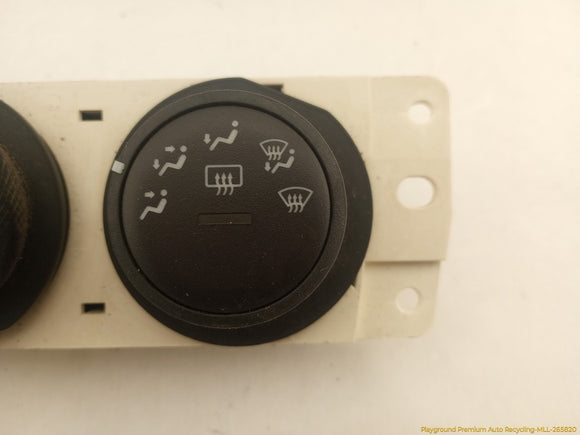 Hummer H3 Climate Control Panel