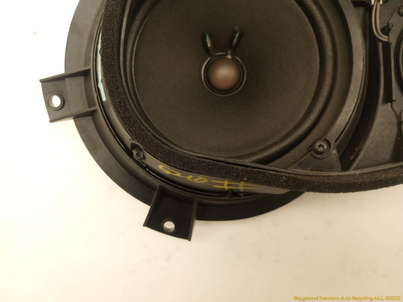Mercedes SL500 Set Of Audio Speakers