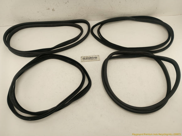 Land Rover Range Rover Sport Set Of Front & Rear Seal Weatherstrips