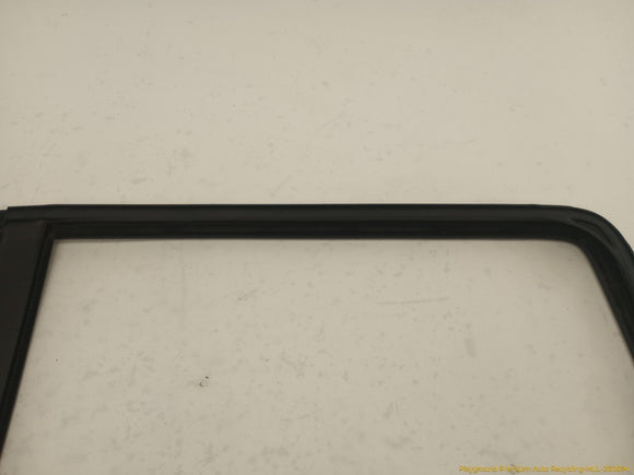 Hummer H3 Driver Left Rear Door Vent Glass