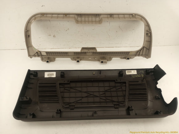 Hummer H3 Pair Of Tailgate Trim