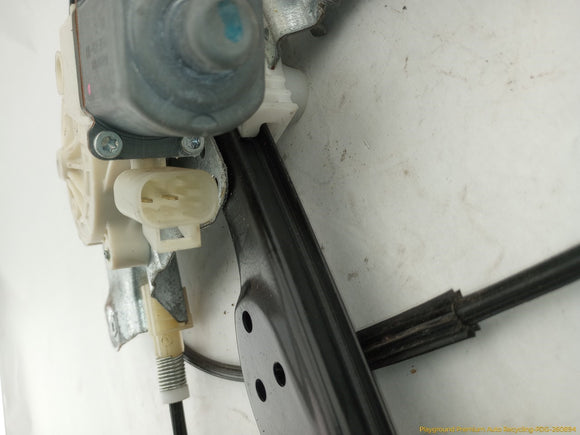 Hummer H3 Driver Left Front Door Window Regulator