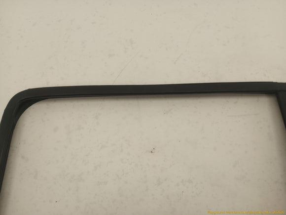 Hummer H3 Driver Left Rear Door Vent Glass