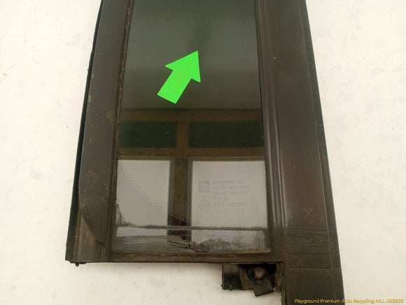 Hummer H3 Passenger Right Rear Door Vent Glass