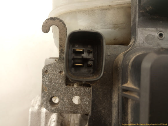 Hummer H3 ABS Pump & Booster Master Cylinder Assembly