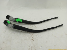 Hummer H3 Pair Of Windshield Wiper Arms - 0