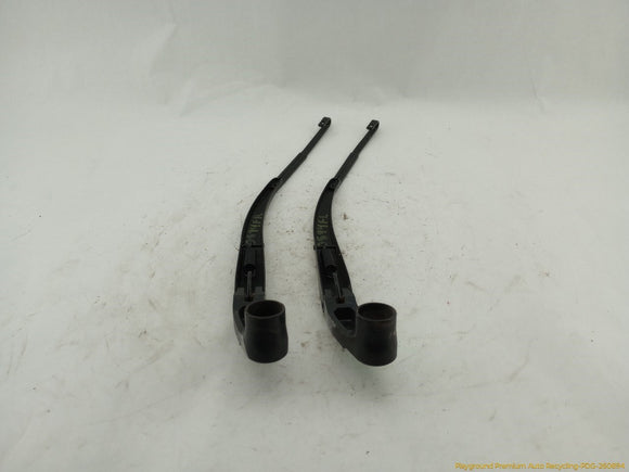 Hummer H3 Pair Of Windshield Wiper Arms
