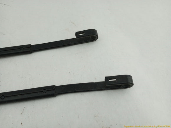 Hummer H3 Pair Of Windshield Wiper Arms