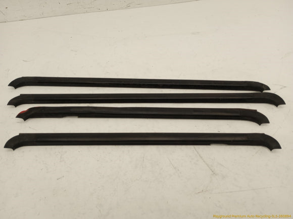 Hummer H3 Set Of Window Seal Weatherstrips