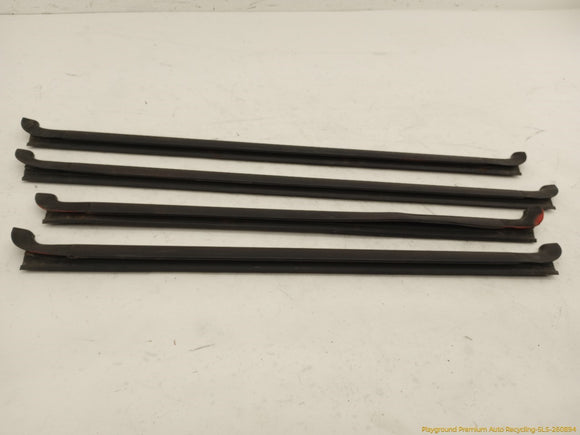 Hummer H3 Set Of Window Seal Weatherstrips