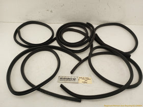 Hummer H3 Body To Door & Tailgate Weatherstrip Seals Set