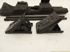 Hummer H3 Emergency Vehicle Tools - 0
