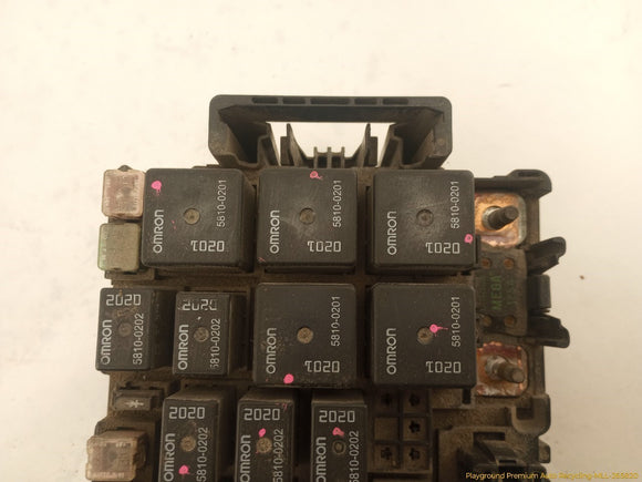Hummer H3 Engine Fuse Box