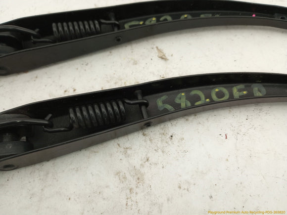 Hummer H3 Pair Of Windshield Wiper Arms