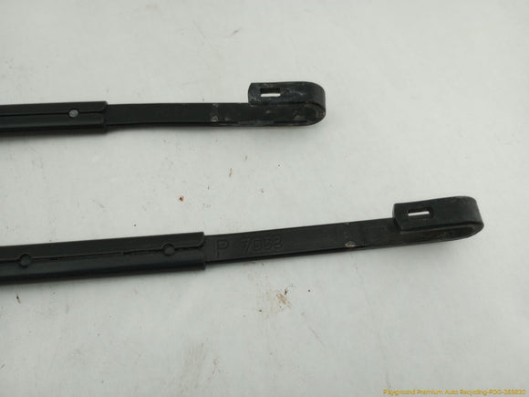 Hummer H3 Pair Of Windshield Wiper Arms