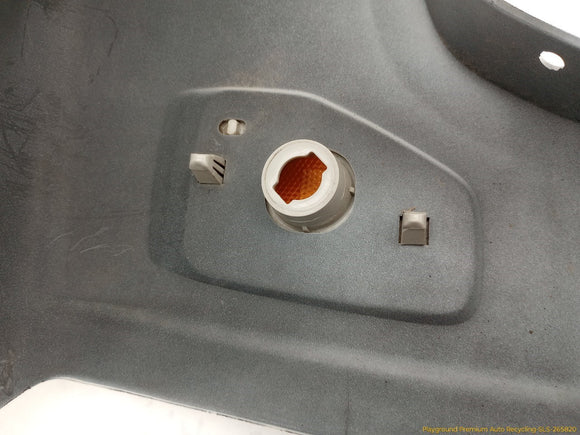 Hummer H3 Passenger Right Front Fender Flare