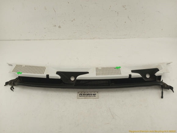 Hummer H3 Cowl Vent Panel