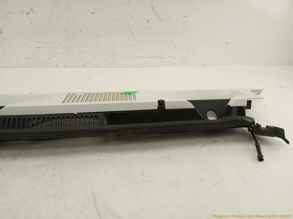 Hummer H3 Cowl Vent Panel