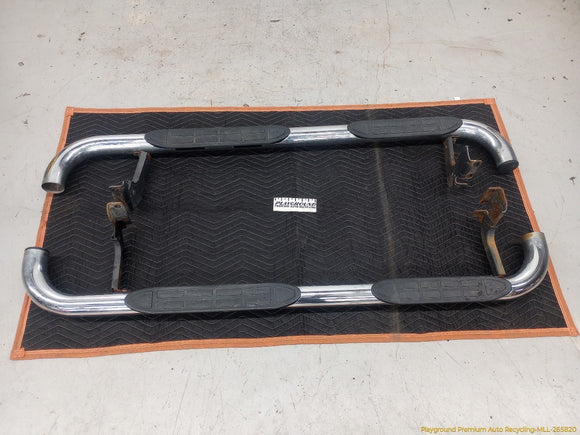 Hummer H3 Pair Of Running Board Step Bars