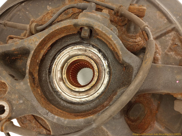 Land Rover Range Rover Sport Driver Left Rear Spindle Knuckle Hub