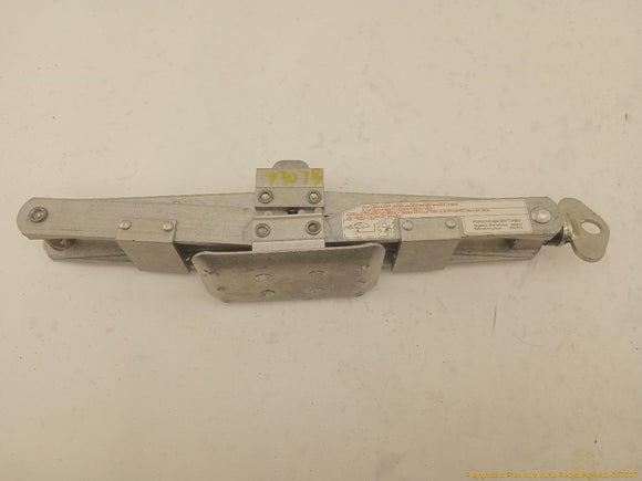 Porsche 944 Vehicle Jack & Tools Set
