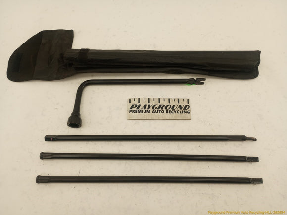 Hummer H3 Emergency Vehicle Tools