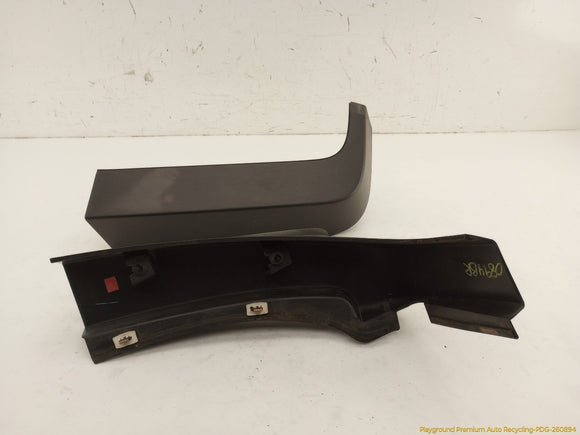 Hummer H3 Pair Of Exterior D Pillar Trim