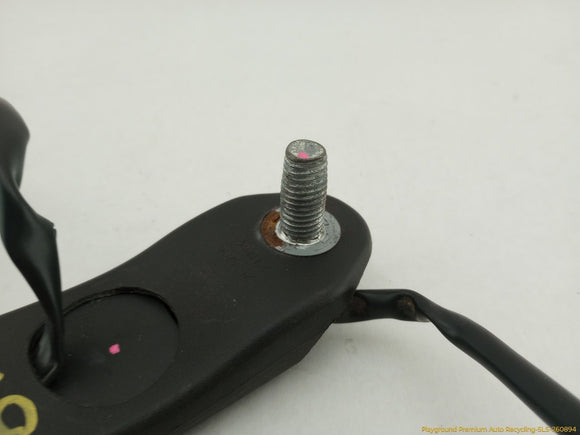 Hummer H3 Passenger Right Front Seat Buckle