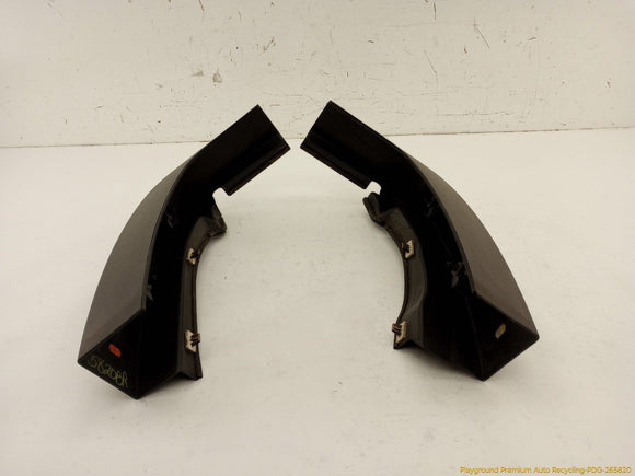 Hummer H3 Pair Of Exterior D Pillar Trim