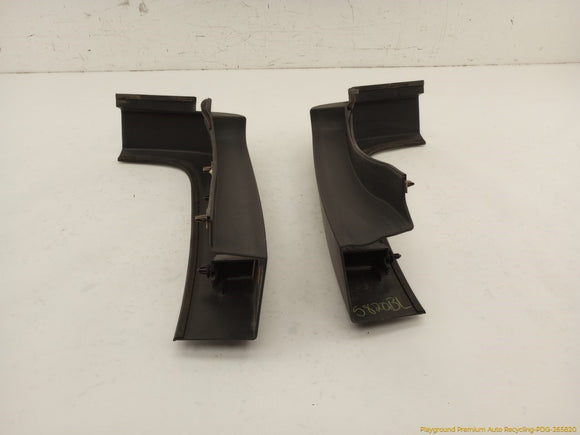 Hummer H3 Pair Of Exterior D Pillar Trim