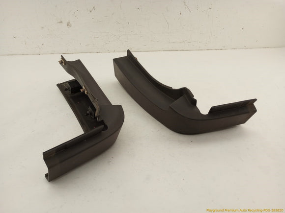 Hummer H3 Pair Of Exterior D Pillar Trim