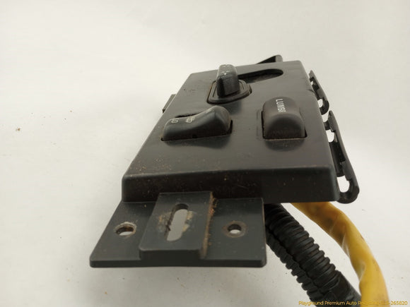 Hummer H3 Front Right Power Seat Control Switch Panel