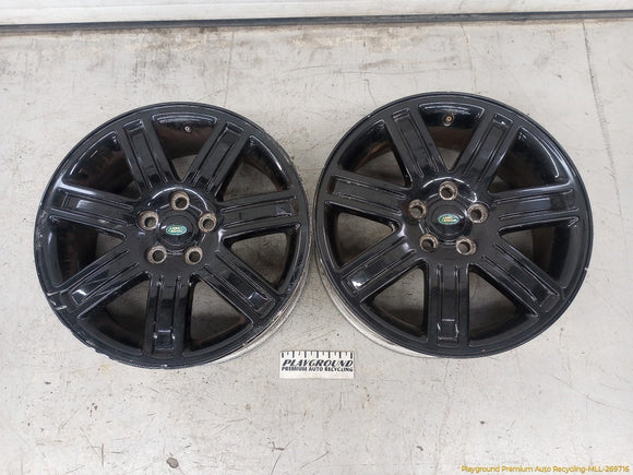 Land Rover Range Rover Pair Of Alloy Wheels 7 Grooved Spoke