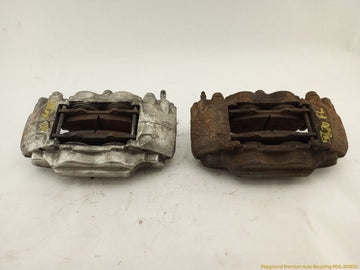 Hummer H3 Pair Of Front Brake Calipers - 0