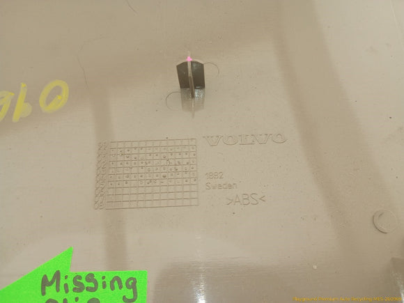 Volvo XC70 Trunk Floor Lamp Trim