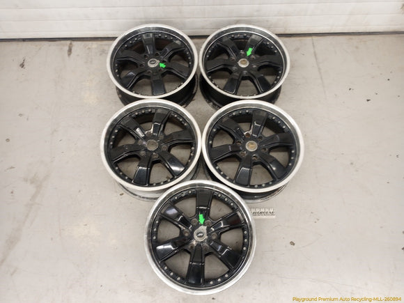 Hummer H3 Set Of Aftermarket American Racing Wheels
