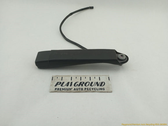 Hummer H3 Driver Left Front Seat Buckle