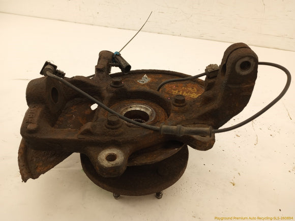 Hummer H3 Pair Of Front Spindle Knuckle Hubs