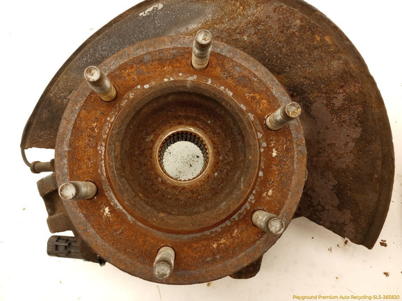 Hummer H3 Pair Of Front Spindle Knuckle Hubs