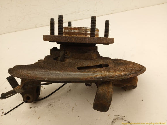 Hummer H3 Pair Of Front Spindle Knuckle Hubs