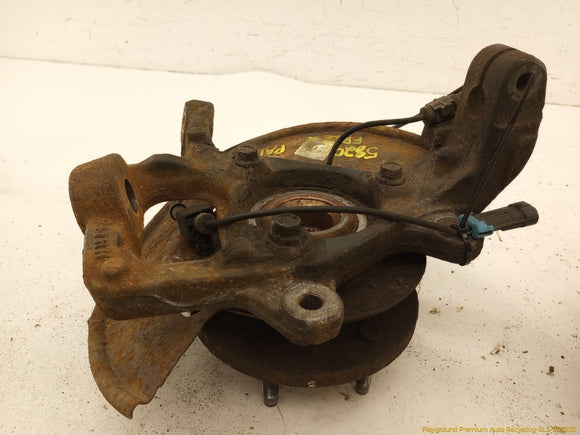 Hummer H3 Pair Of Front Spindle Knuckle Hubs